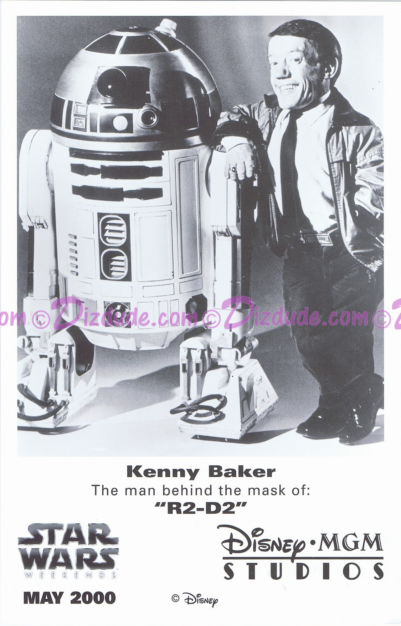 Kenny Baker who played R2-D2 Official Star Wars Weekends 2000 Celebrity Collector Photo © Dizdude.com